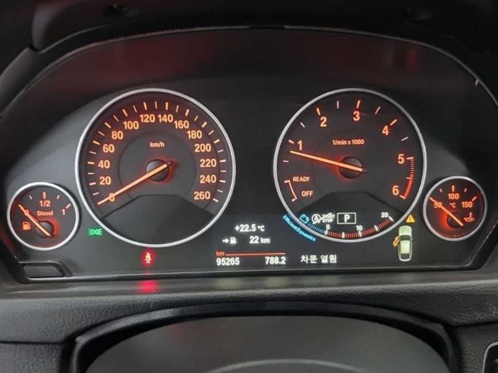 BMW 그란투리스모 3시리즈 GT (F34) GT 320D 럭셔리 이미지 6