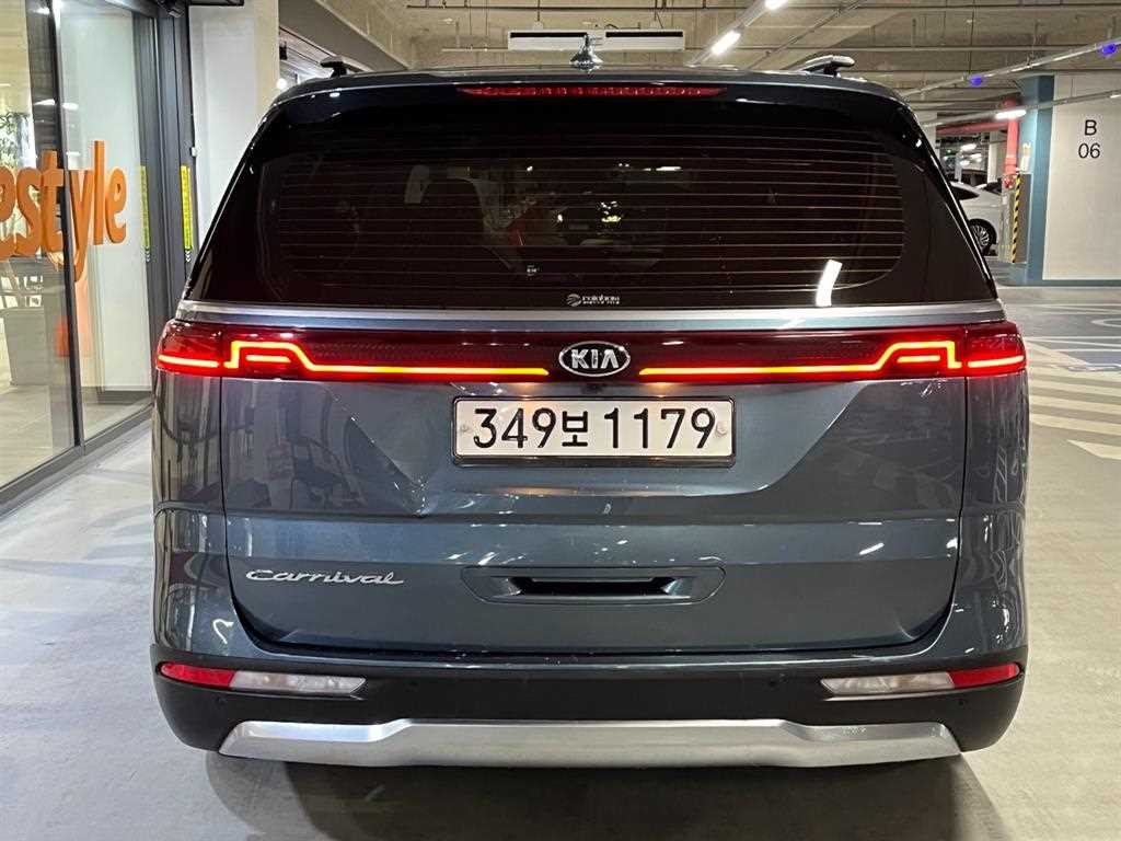 기아 카니발 카니발 4세대 디젤 9인승 시그니처 이미지 5