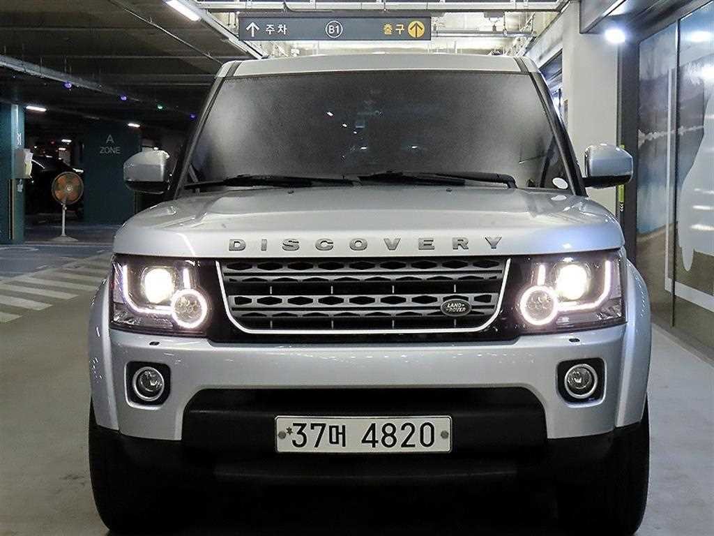 랜드로버 디스커버리 디스커버리4 3.0 TDV6 SE 이미지 2