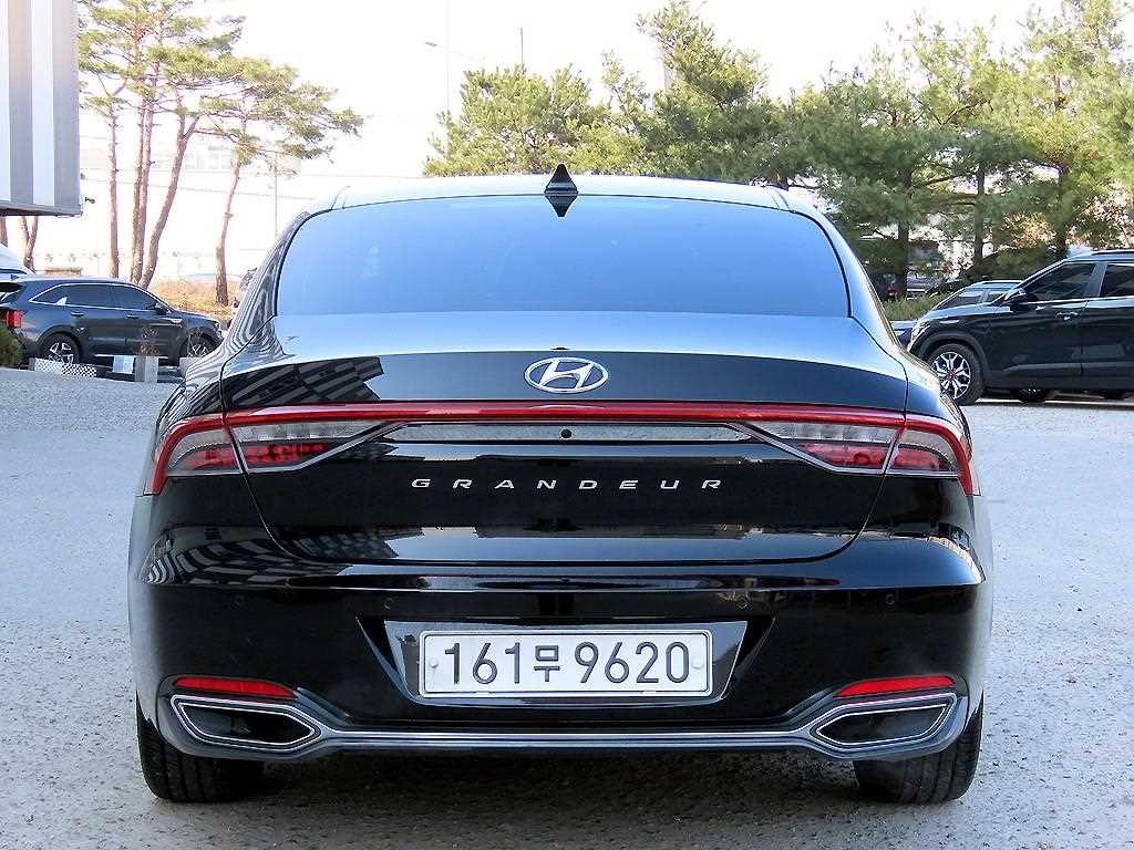 현대 그랜저 더 뉴 그랜저 IG 3.3 익스클루시브 이미지 4