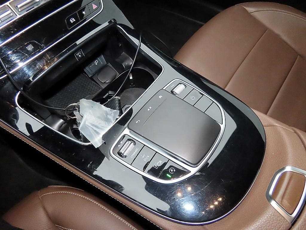 벤츠 E 클래스 E-클래스 W213 E250 아방가르드 이미지 11