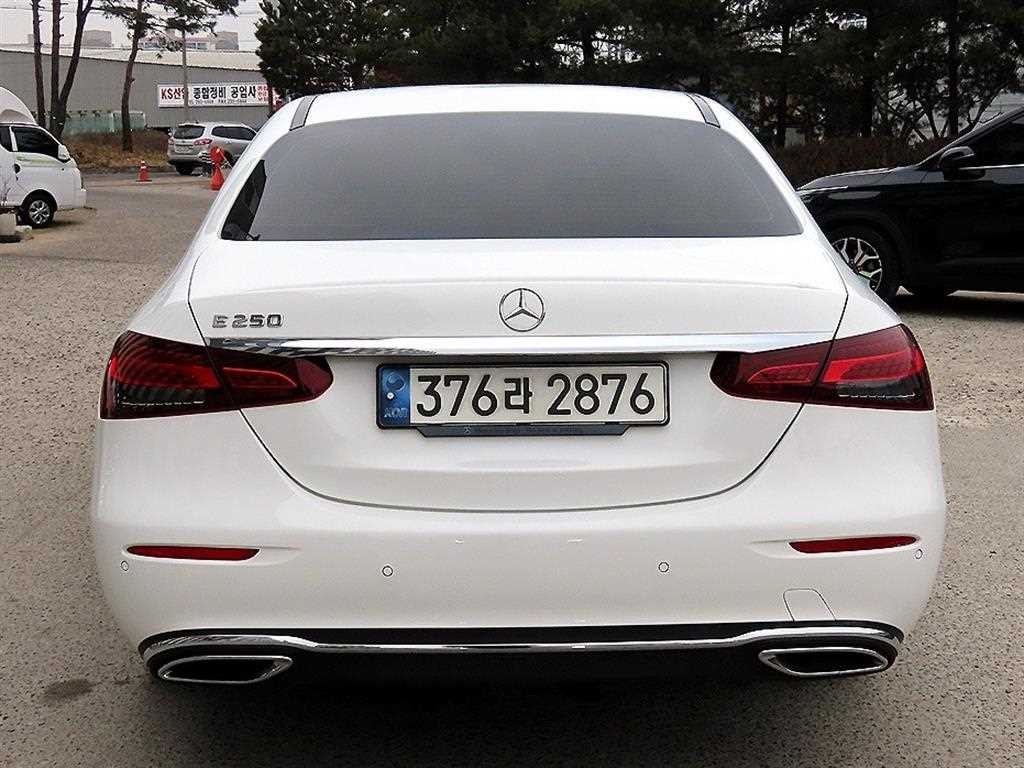 벤츠 E 클래스 E-클래스 W213 E250 아방가르드 이미지 4