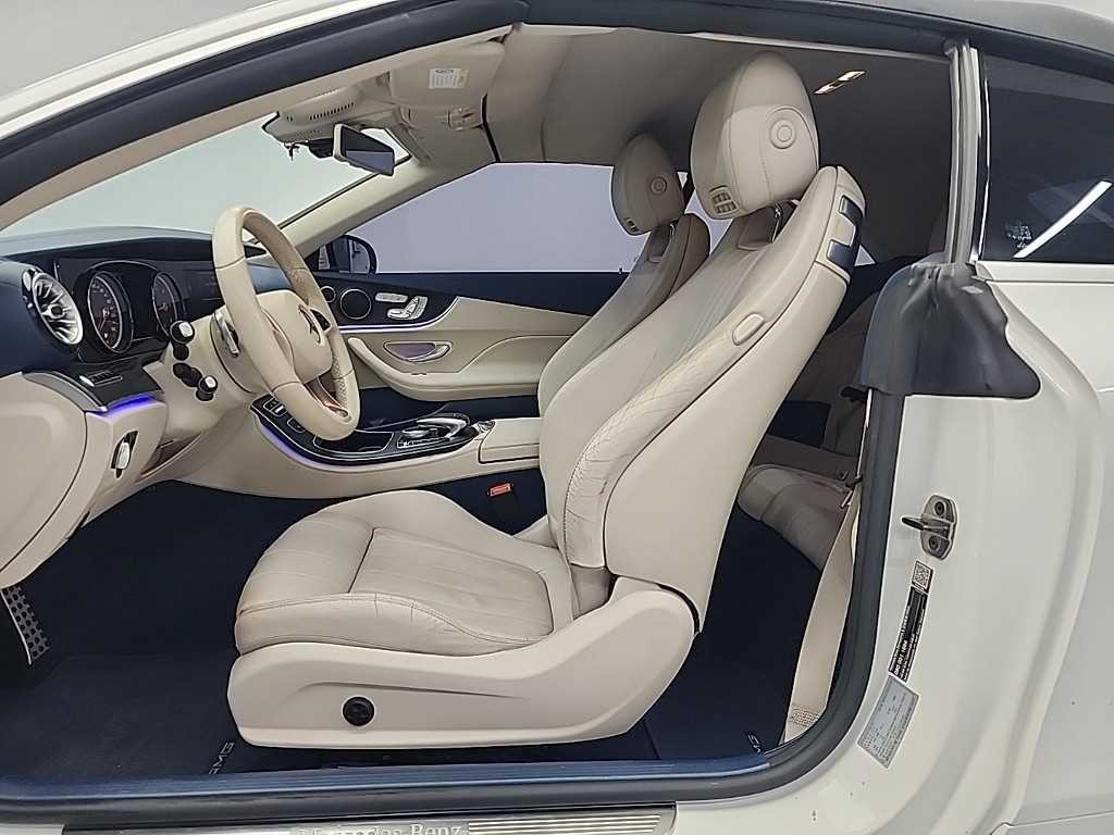 벤츠 E 클래스 E-클래스 W213 E220d 카브리올레 이미지 12