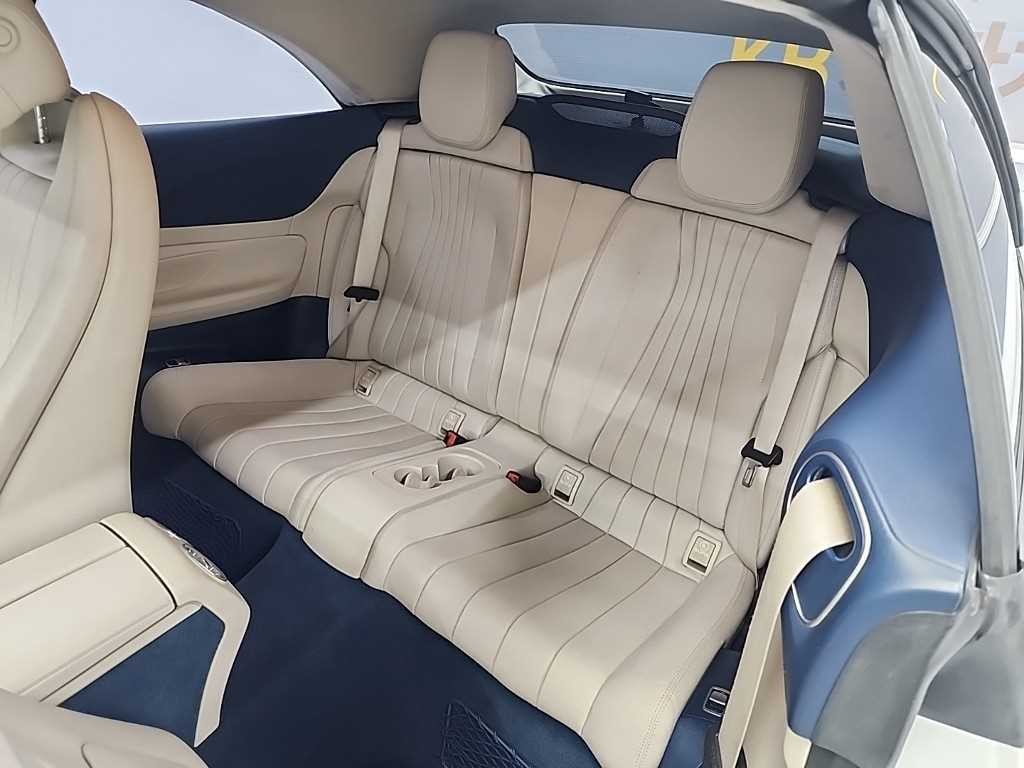 벤츠 E 클래스 E-클래스 W213 E220d 카브리올레 이미지 13