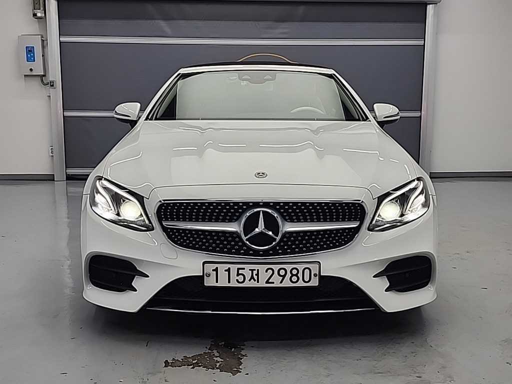 벤츠 E 클래스 E-클래스 W213 E220d 카브리올레 이미지 3