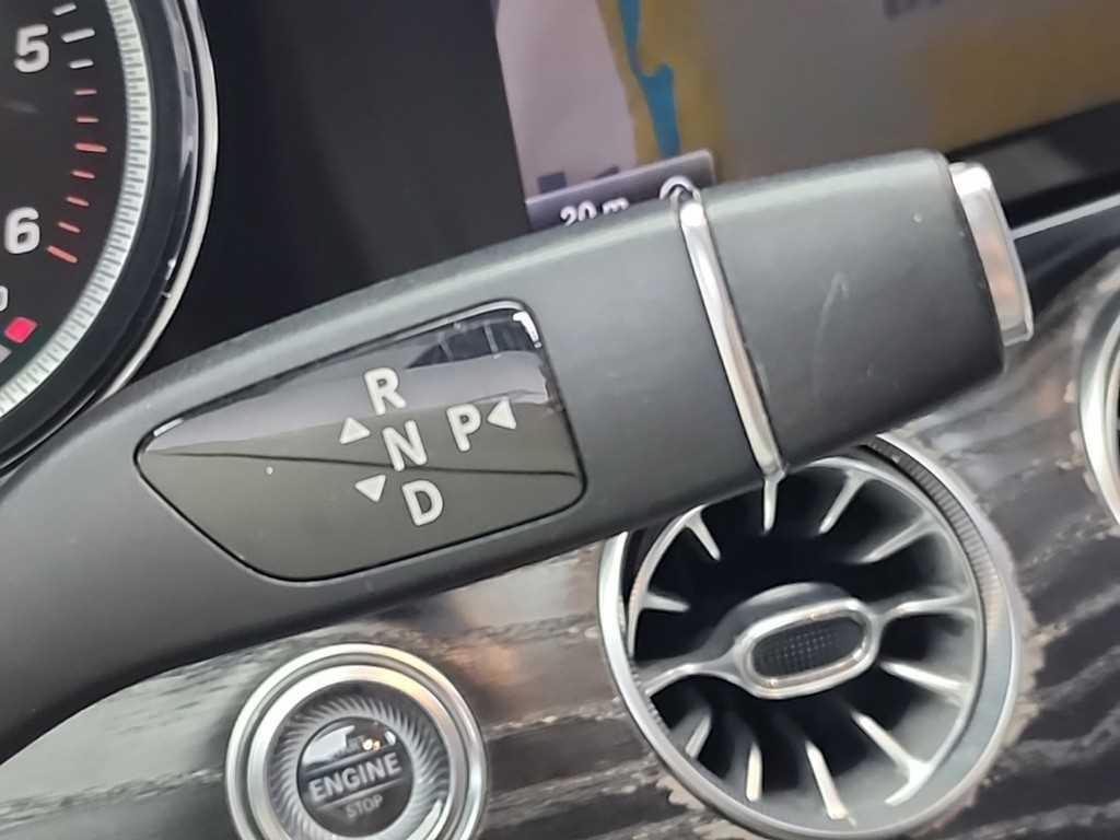 벤츠 E 클래스 E-클래스 W213 E220d 카브리올레 이미지 9