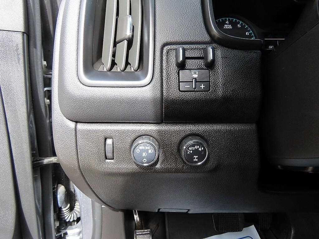 쉐보레 콜로라도 리얼 뉴 콜로라도 3.6 익스트림-X 4WD 이미지 12
