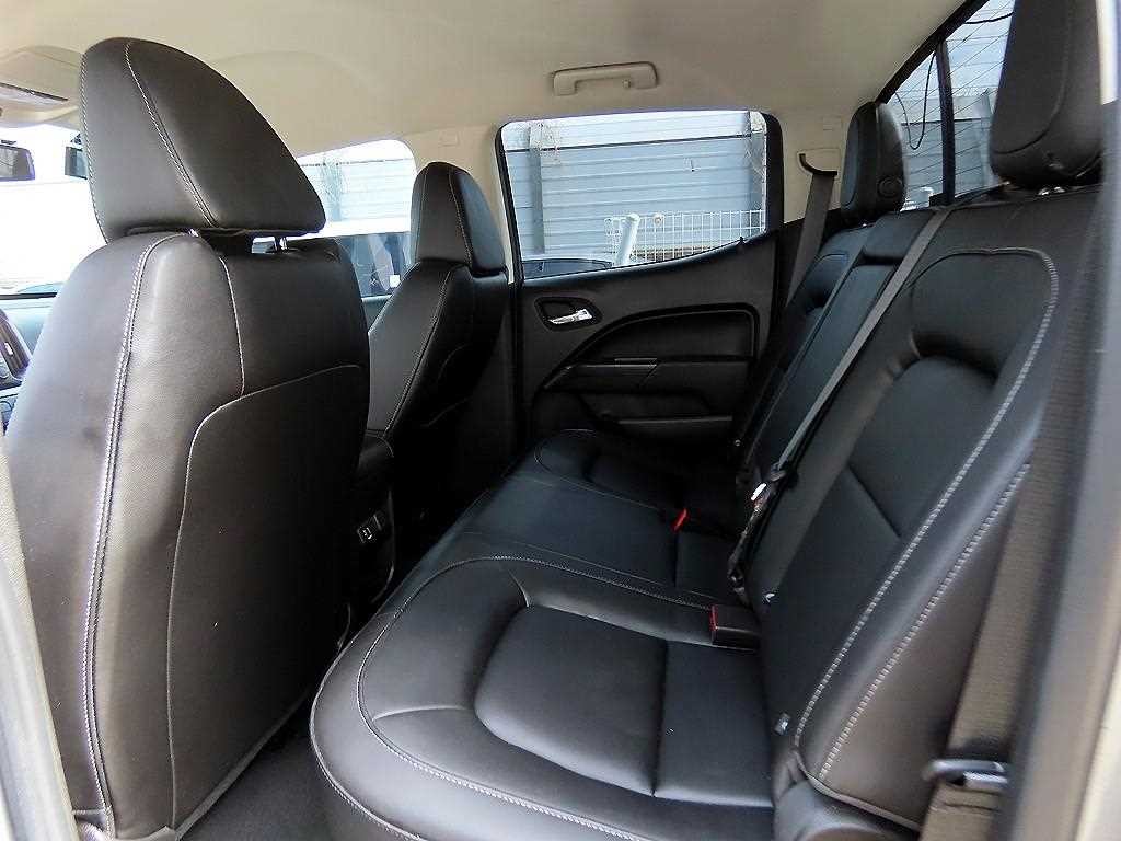 쉐보레 콜로라도 리얼 뉴 콜로라도 3.6 익스트림-X 4WD 이미지 6