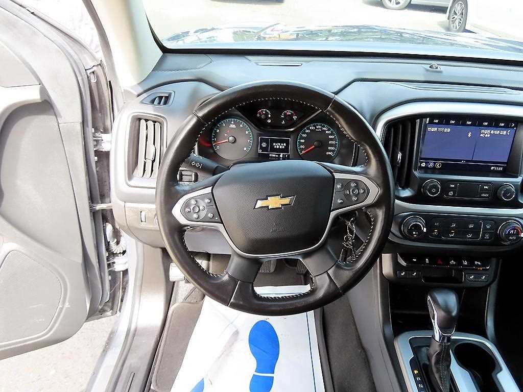 쉐보레 콜로라도 리얼 뉴 콜로라도 3.6 익스트림-X 4WD 이미지 8
