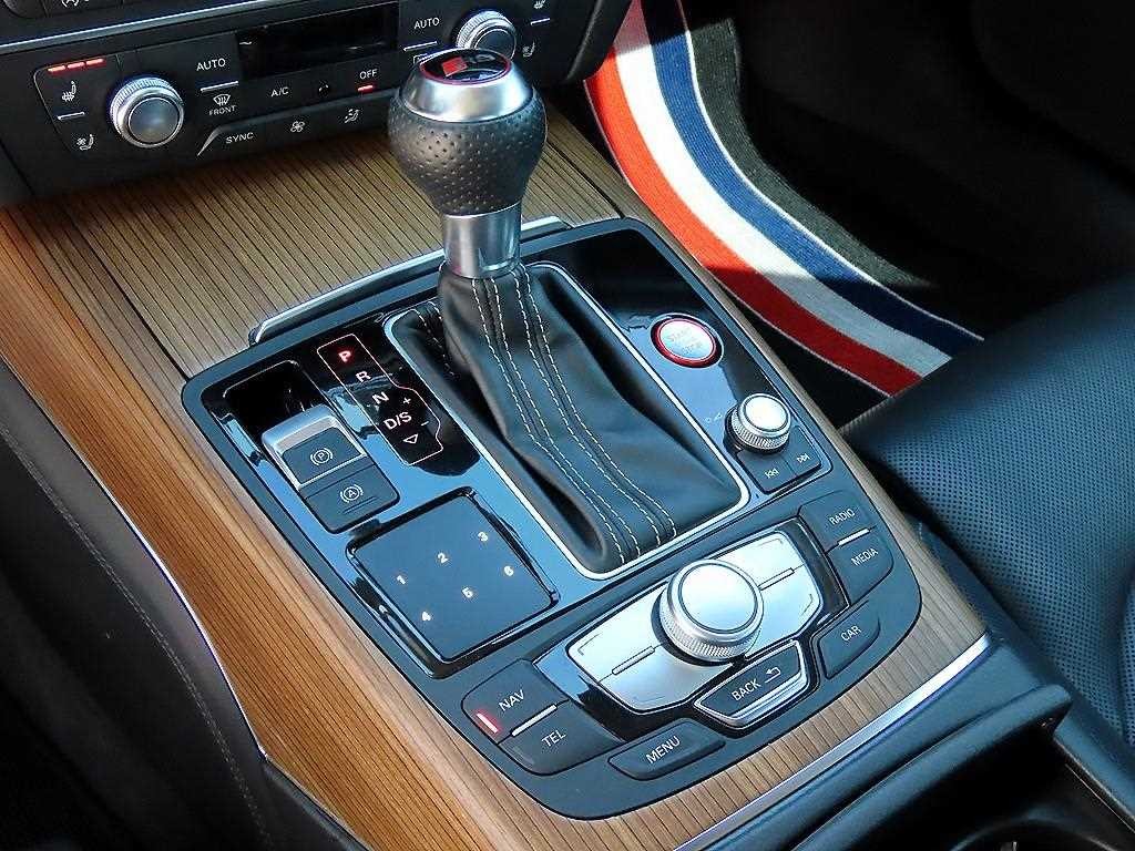 아우디 A7 55 TDI 콰트로 프리미엄 이미지 11