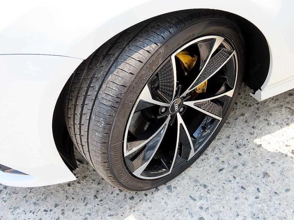 아우디 A7 55 TDI 콰트로 프리미엄 이미지 20