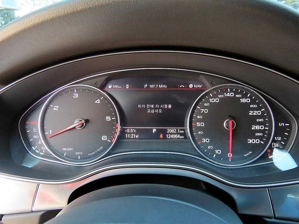 아우디 A7 55 TDI 콰트로 프리미엄 이미지 9