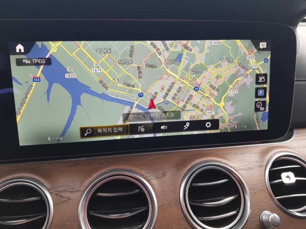 벤츠 E 클래스 E-클래스 W213 E250 아방가르드 이미지 14