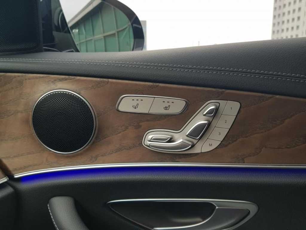 벤츠 E 클래스 E-클래스 W213 E250 아방가르드 이미지 19