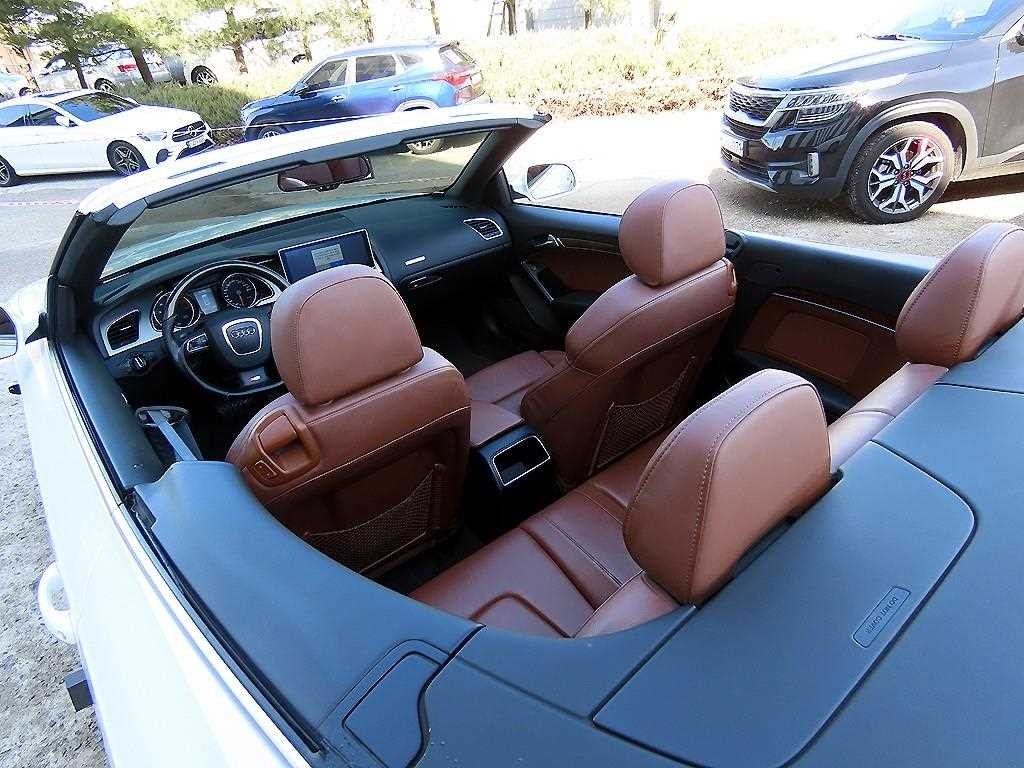 아우디 A5 2.0 TFSI 콰트로 카브리올레 이미지 17