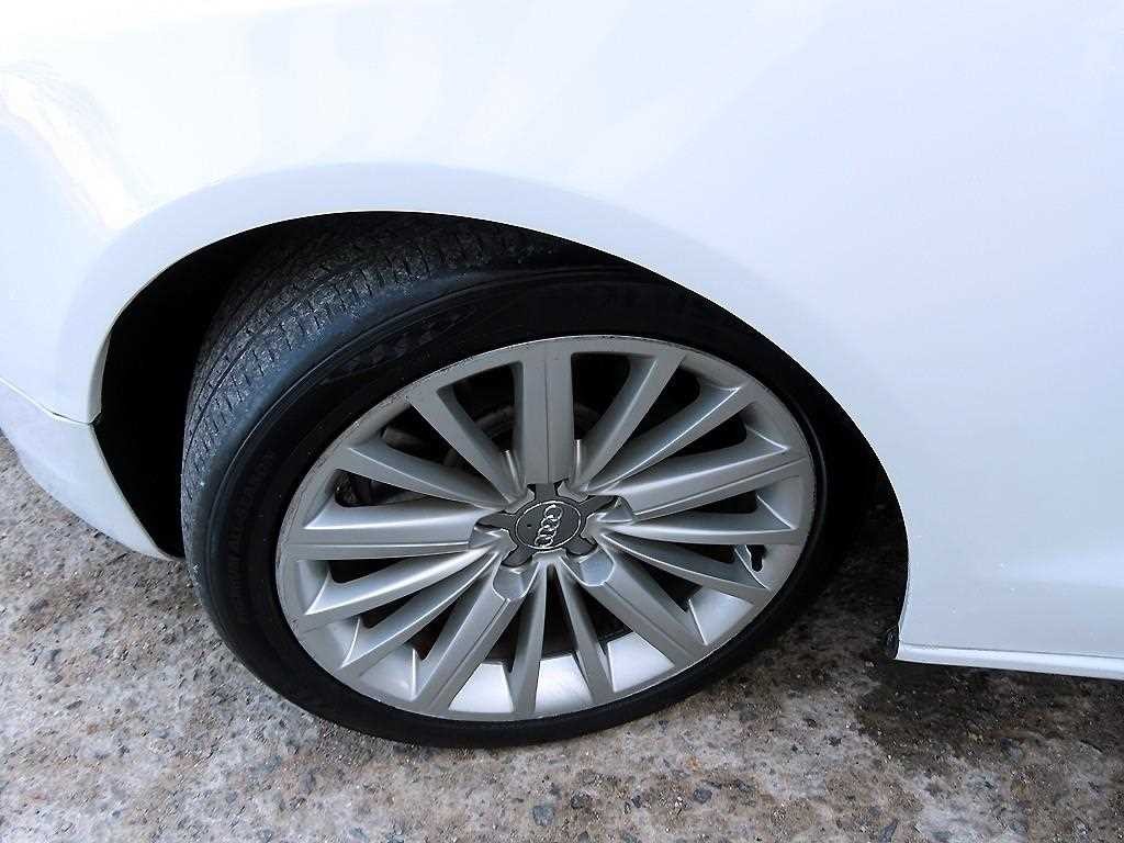 아우디 A5 2.0 TFSI 콰트로 카브리올레 이미지 20