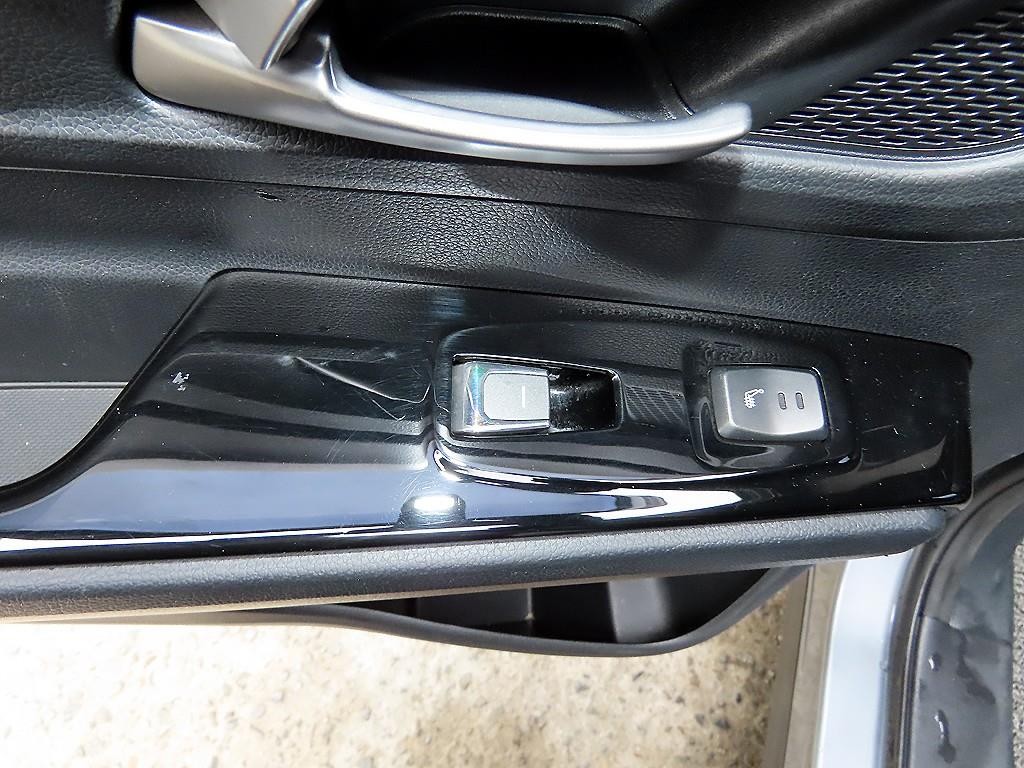 KG모빌리티(쌍용) 코란도 뷰티풀코란도 2WD 가솔린 1.5 C5 플러스 이미지 17