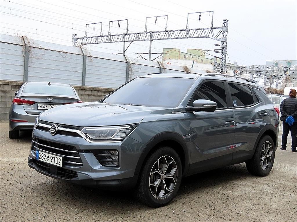 KG모빌리티(쌍용) 코란도 뷰티풀코란도 2WD 가솔린 1.5 C5 플러스 이미지 2