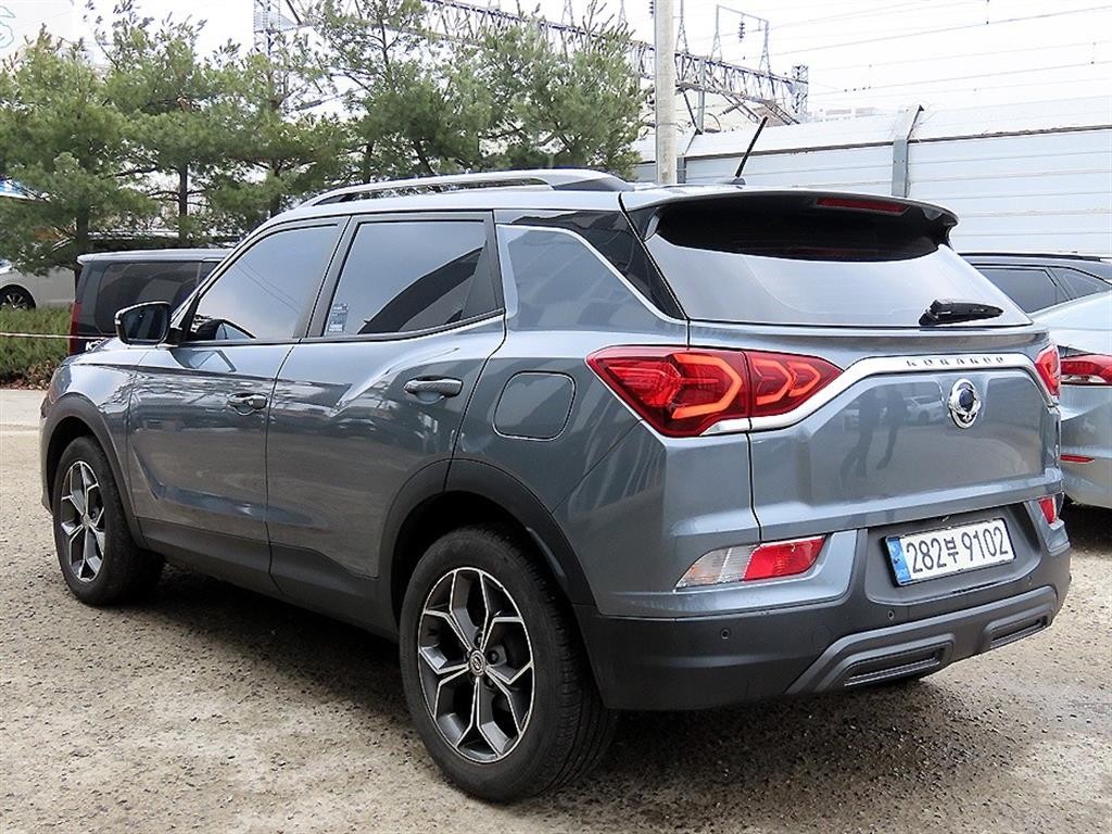 KG모빌리티(쌍용) 코란도 뷰티풀코란도 2WD 가솔린 1.5 C5 플러스 이미지 3