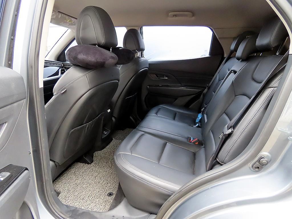 KG모빌리티(쌍용) 코란도 뷰티풀코란도 2WD 가솔린 1.5 C5 플러스 이미지 6