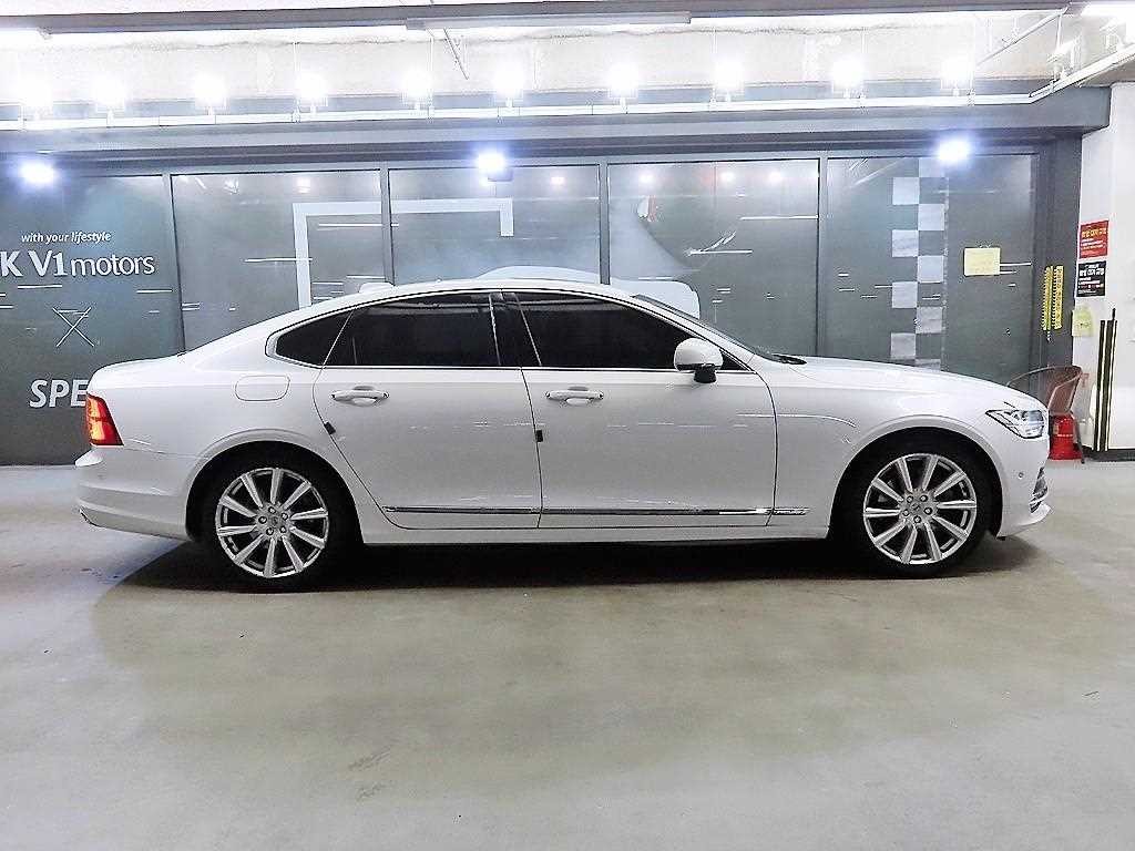 볼보 S90 T5 인스크립션 이미지 3