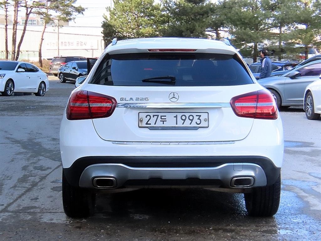 벤츠 GLA 클래스 GLA클래스 X156 GLA220 프리미엄 이미지 4