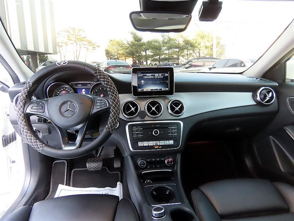 벤츠 GLA 클래스 GLA클래스 X156 GLA220 프리미엄 이미지 7