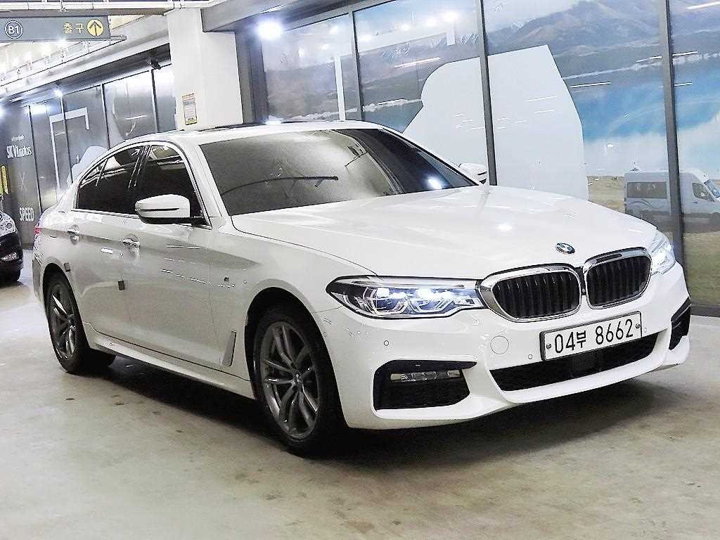 BMW 5시리즈 5시리즈 (G30) 530i xDrive M 스포츠 플러스 이미지 1