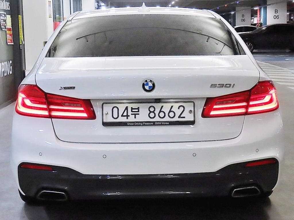 BMW 5시리즈 5시리즈 (G30) 530i xDrive M 스포츠 플러스 이미지 5