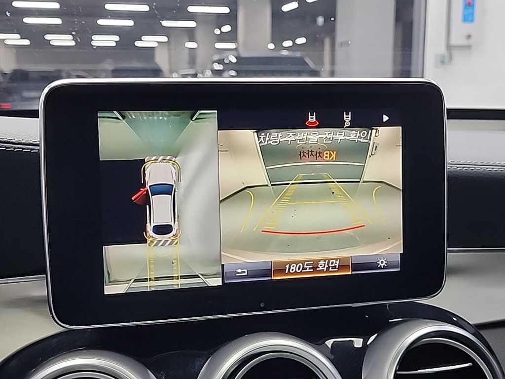 벤츠 GLC 클래스 GLC클래스 X253 GLC 220 d 4MATIC 프리미엄 쿠페 이미지 17