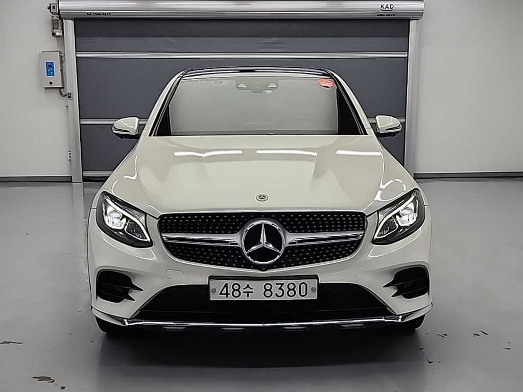 벤츠 GLC 클래스 GLC클래스 X253 GLC 220 d 4MATIC 프리미엄 쿠페 이미지 3