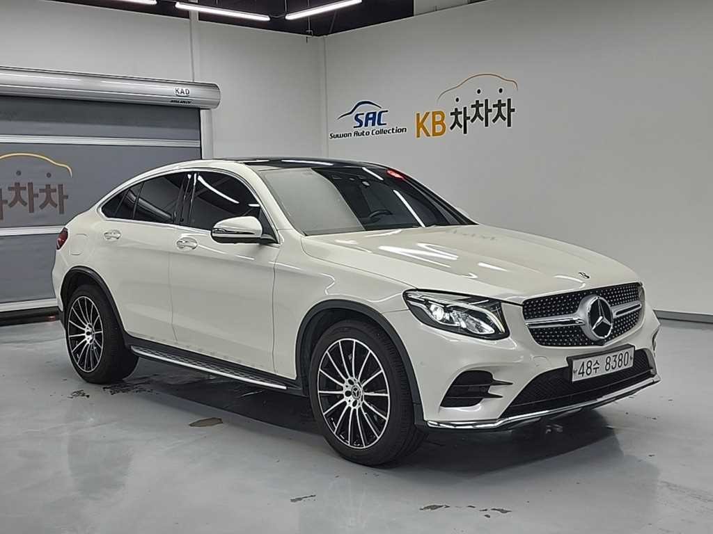 벤츠 GLC 클래스 GLC클래스 X253 GLC 220 d 4MATIC 프리미엄 쿠페 이미지 5