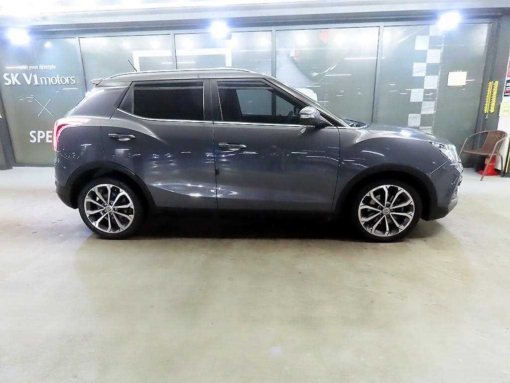 KG모빌리티(쌍용) 티볼리 티볼리 아머 2WD 디젤 VX 이미지 3