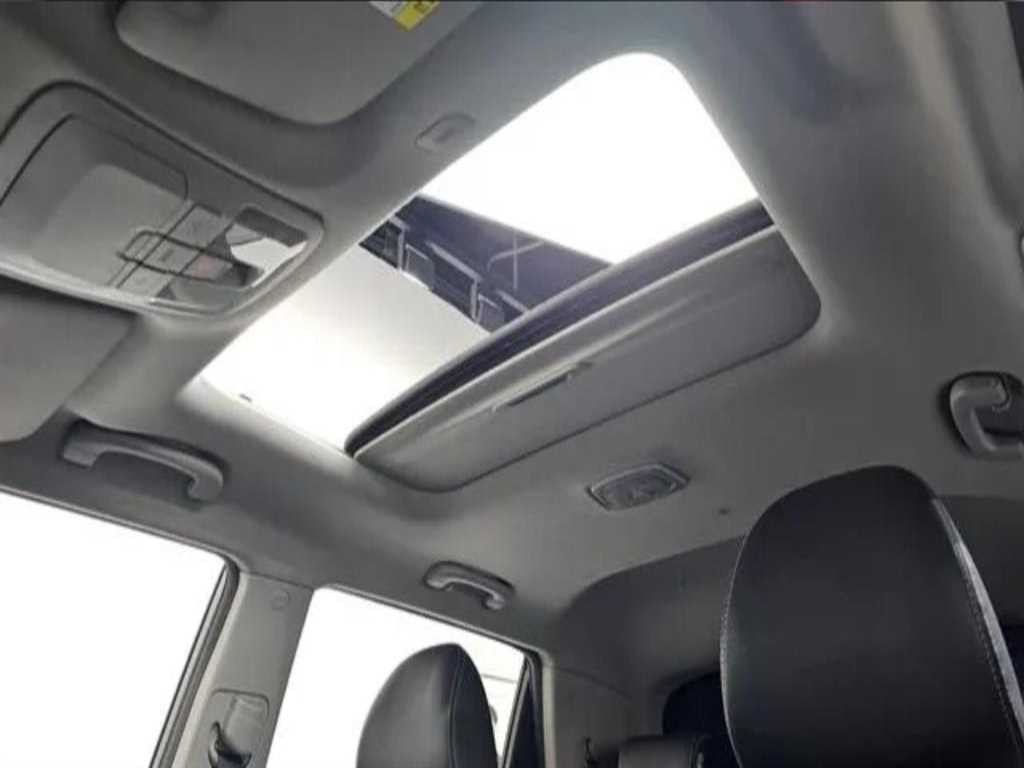 KG모빌리티(쌍용) 티볼리 티볼리 아머 2WD 디젤 VX 이미지 6