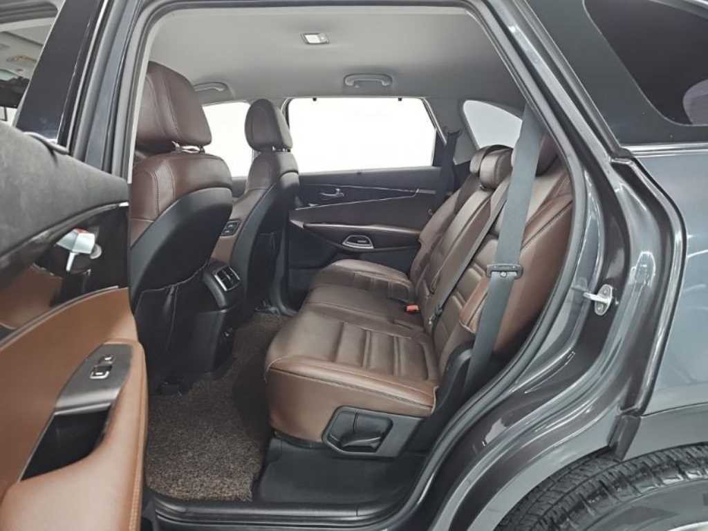 기아 쏘렌토 올 뉴 쏘렌토 디젤 2WD 2.0 노블레스 스페셜 이미지 15