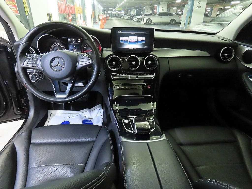 벤츠 C 클래스 C클래스 W205 C200 아방가르드 이미지 10