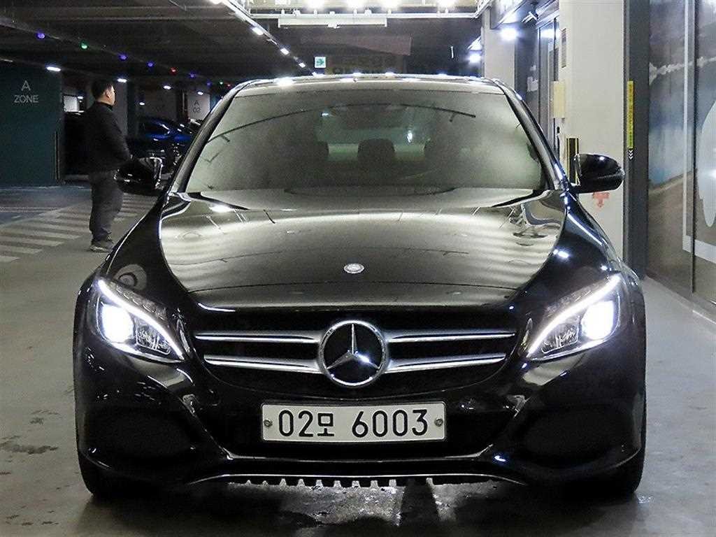 벤츠 C 클래스 C클래스 W205 C200 아방가르드 이미지 2