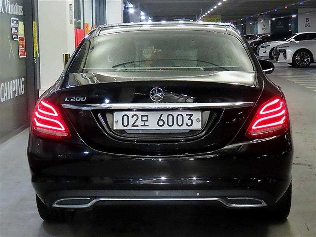 벤츠 C 클래스 C클래스 W205 C200 아방가르드 이미지 5