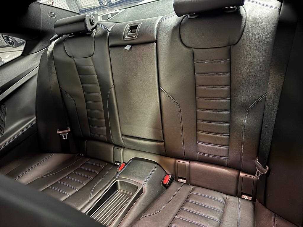 BMW 2시리즈 2시리즈 (G42) M240i xDrive 쿠페 이미지 6
