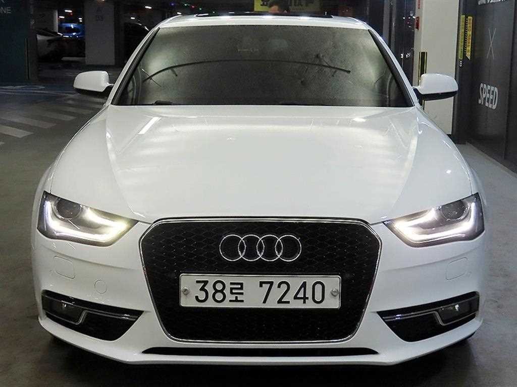 아우디 A4 뉴 A4 30 TDI 다이나믹 이미지 2