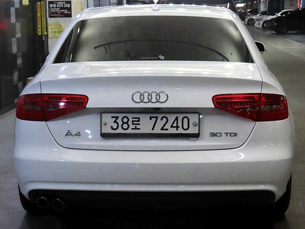 아우디 A4 뉴 A4 30 TDI 다이나믹 이미지 5