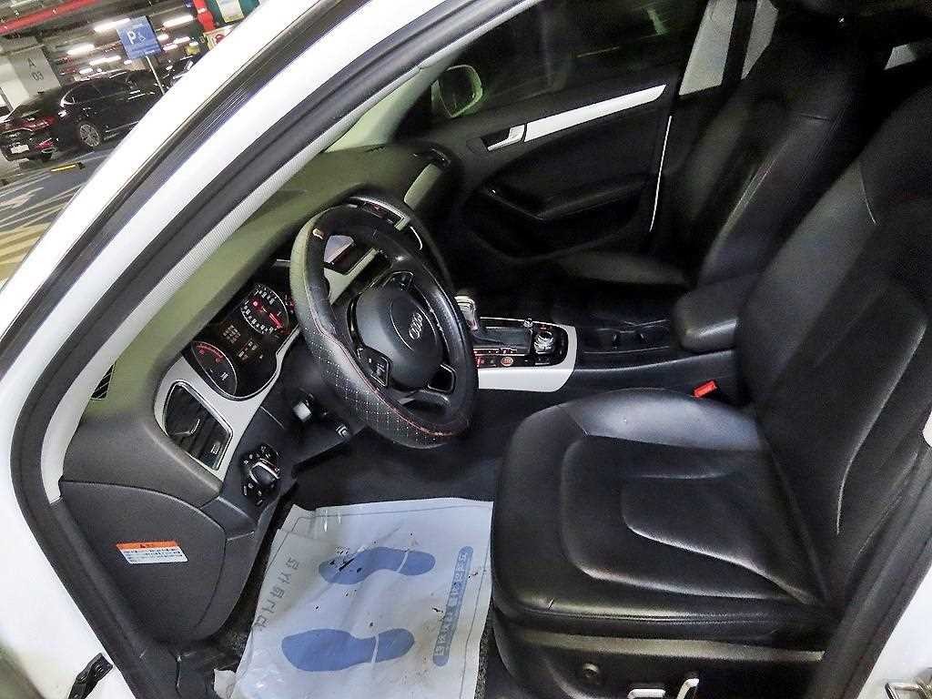 아우디 A4 뉴 A4 30 TDI 다이나믹 이미지 7