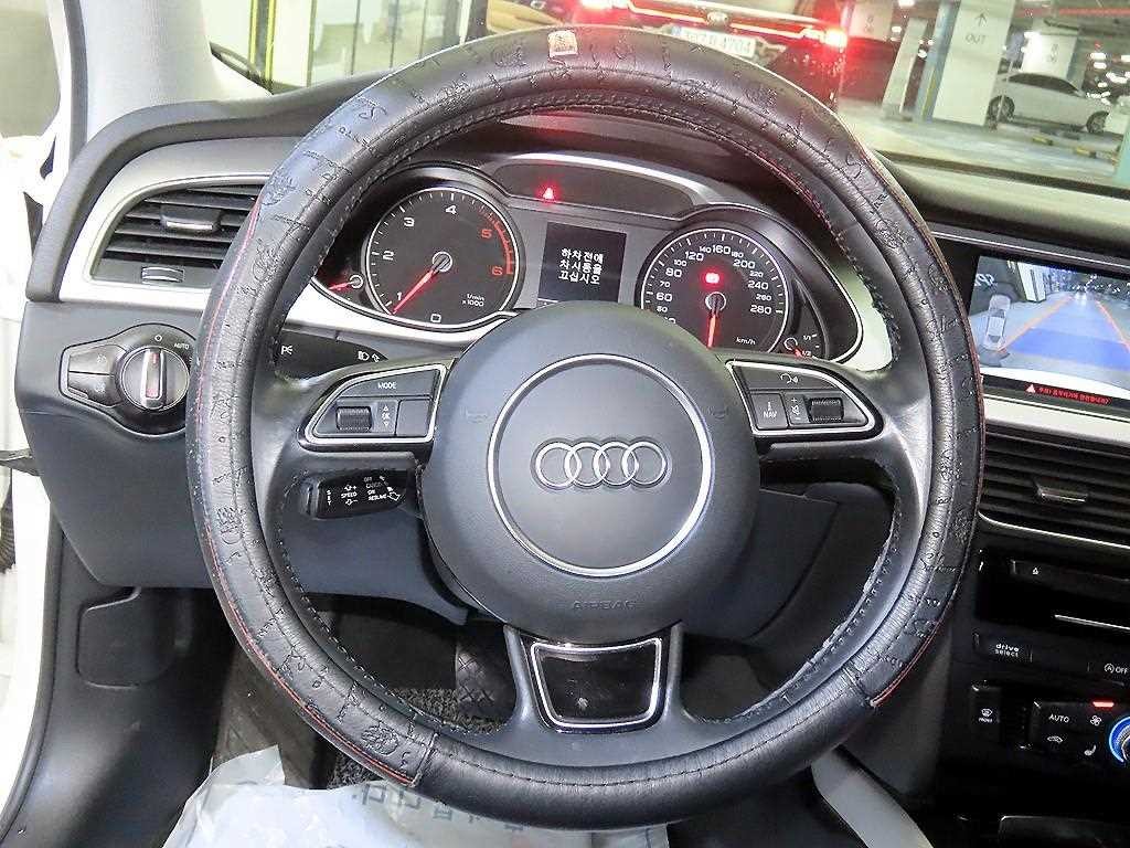 아우디 A4 뉴 A4 30 TDI 다이나믹 이미지 9