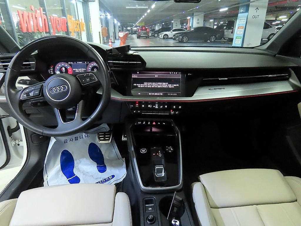 아우디 A3 A3(8Y) 40 TFSI 프리미엄 이미지 10