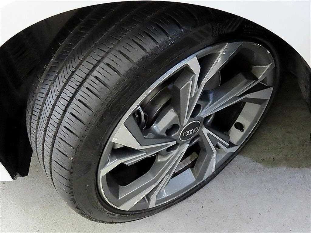 아우디 A3 A3(8Y) 40 TFSI 프리미엄 이미지 20