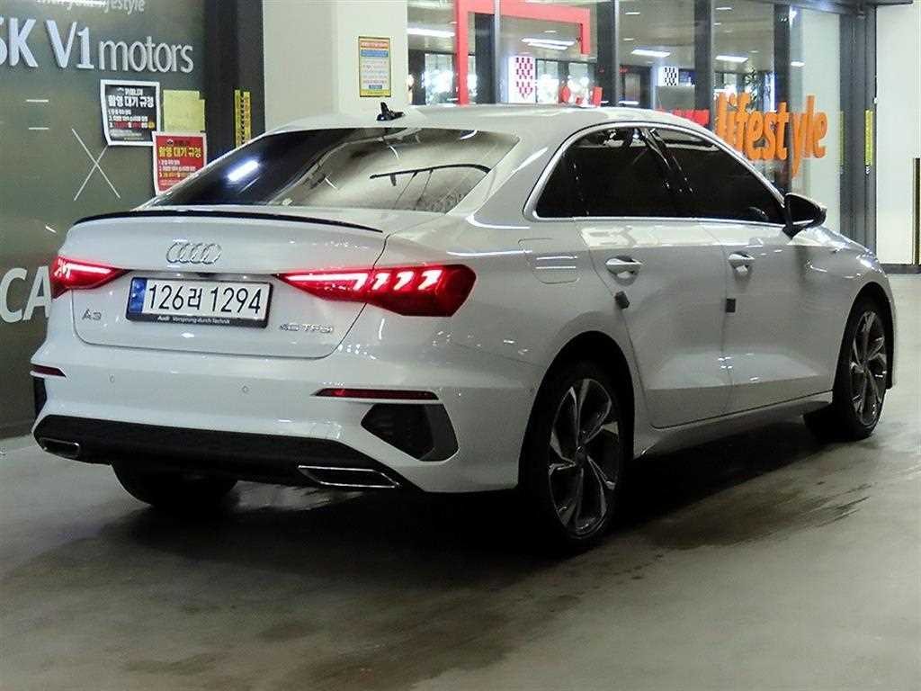아우디 A3 A3(8Y) 40 TFSI 프리미엄 이미지 4