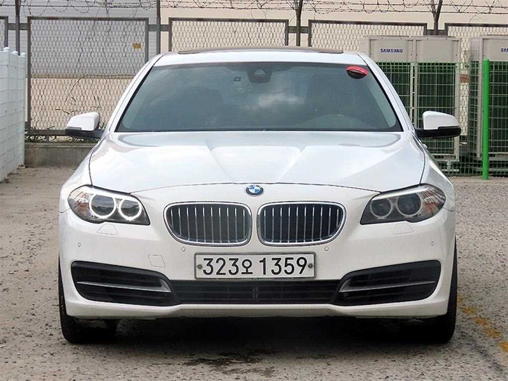 BMW 5시리즈 5시리즈 (F10) 520d xDrive 이미지 1