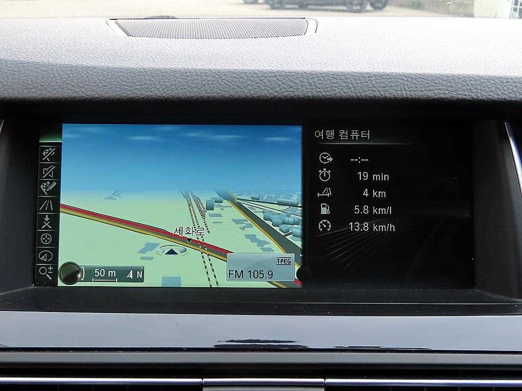 BMW 5시리즈 5시리즈 (F10) 520d xDrive 이미지 14