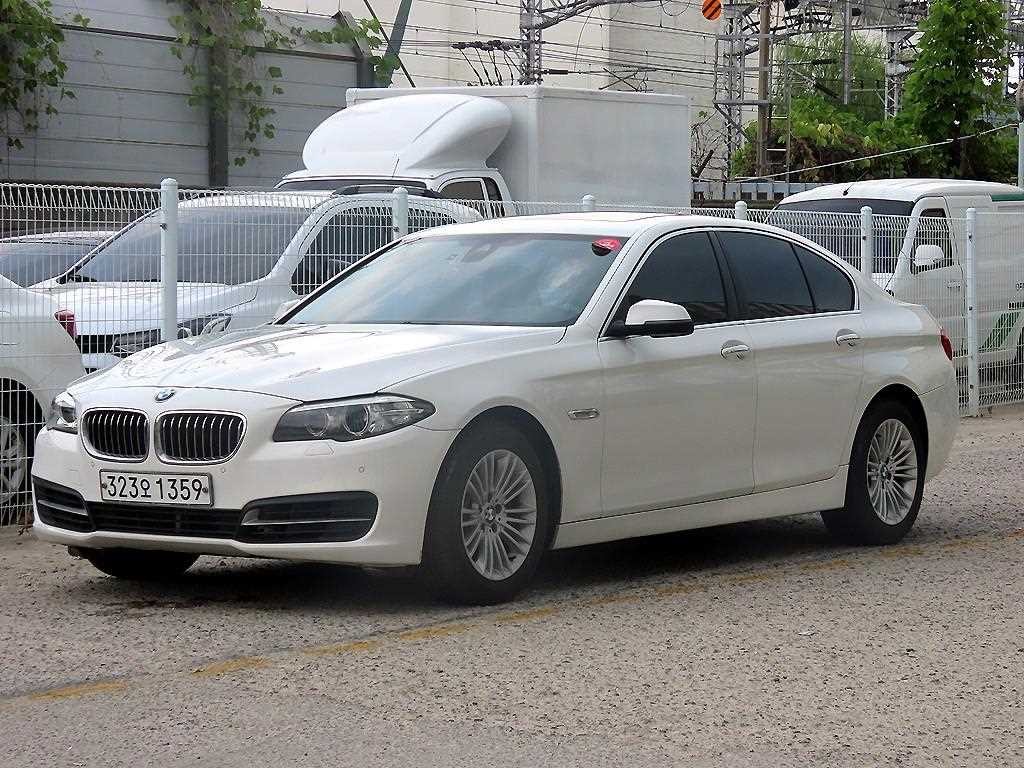 BMW 5시리즈 5시리즈 (F10) 520d xDrive 이미지 2