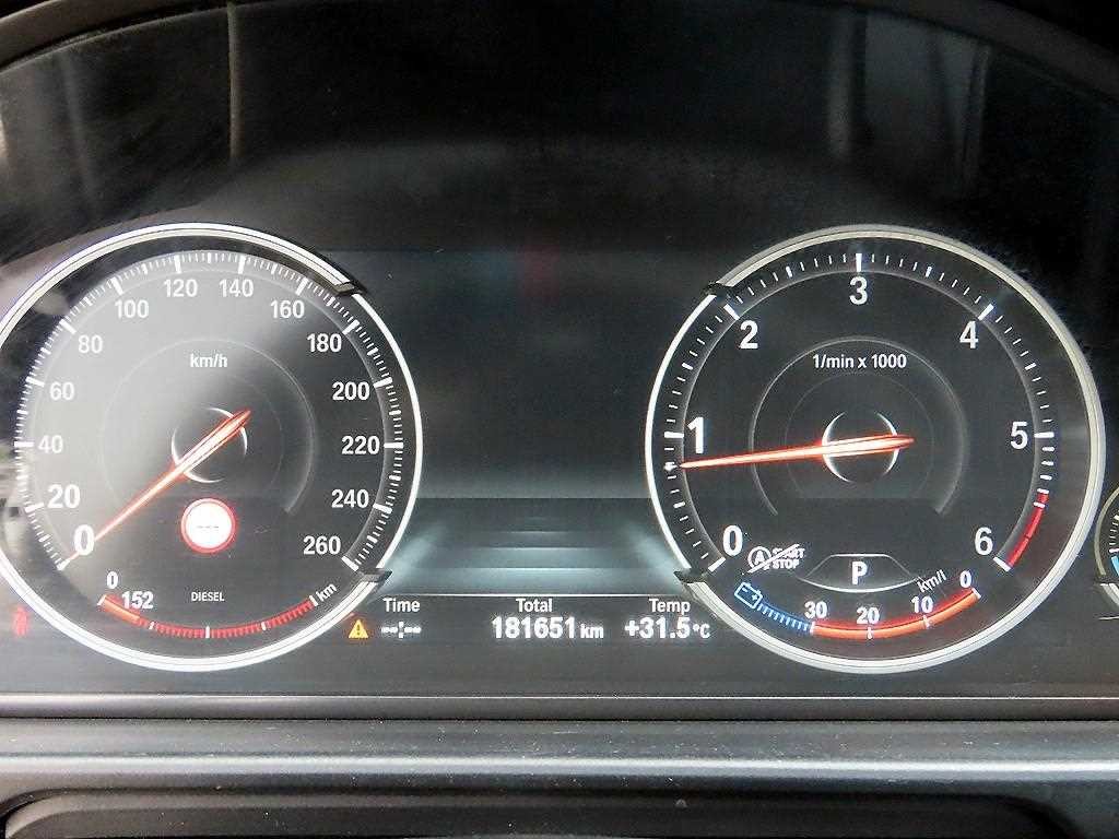 BMW 5시리즈 5시리즈 (F10) 520d xDrive 이미지 9